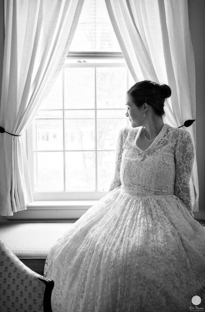 Vintage Lace Wedding Dress