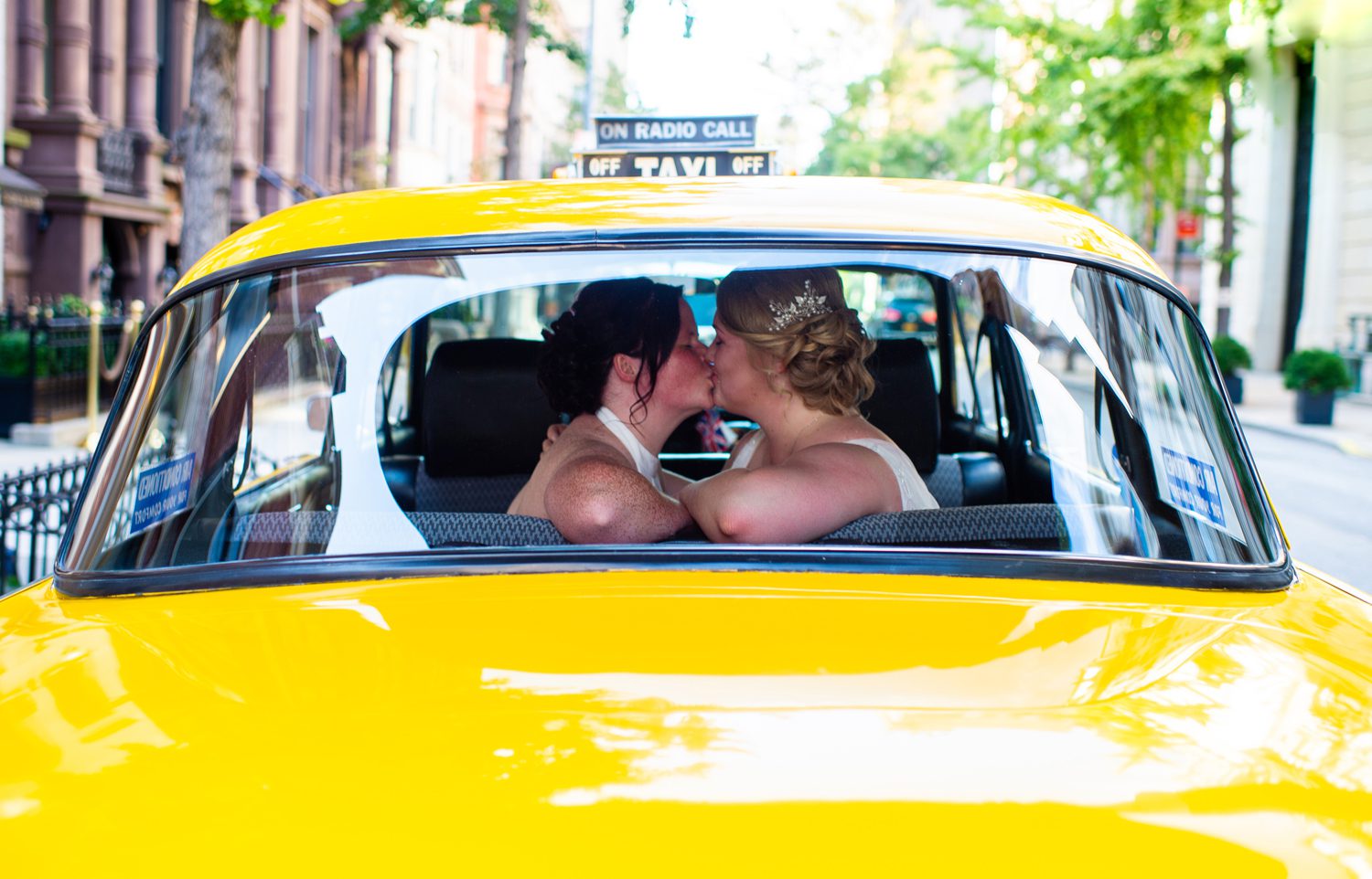 Wedding Photos in Vintage Checker Cab NYC