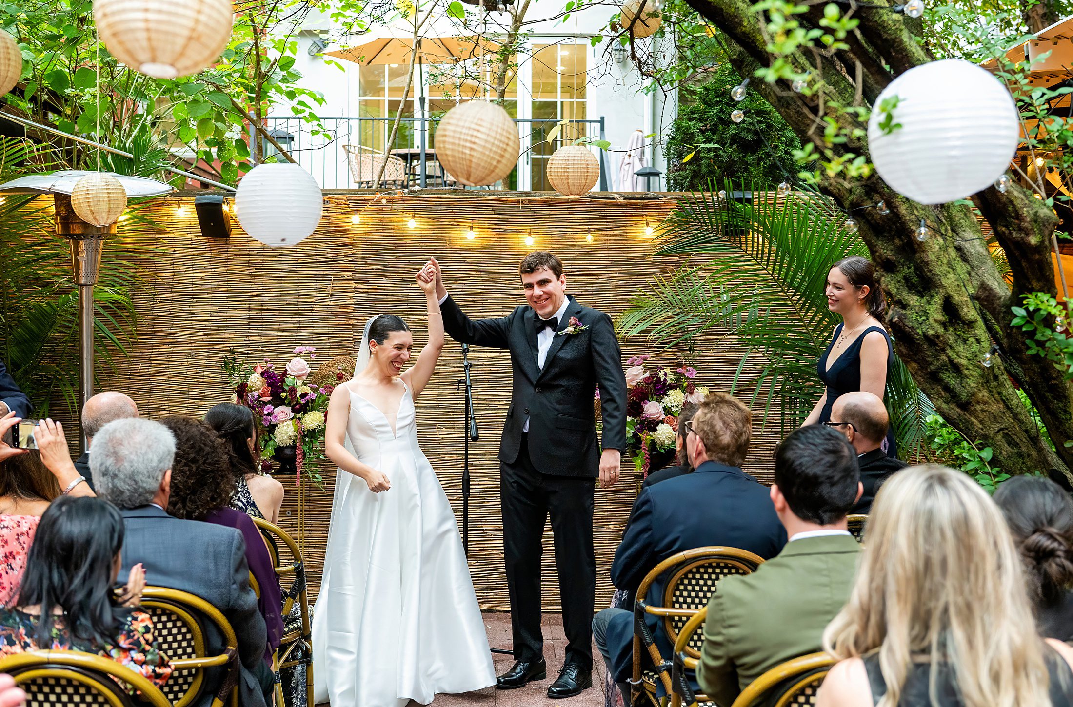 Wedding ceremony in a restaurant in Brooklyn 