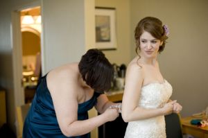JulieandEricGettingReady25.jpg